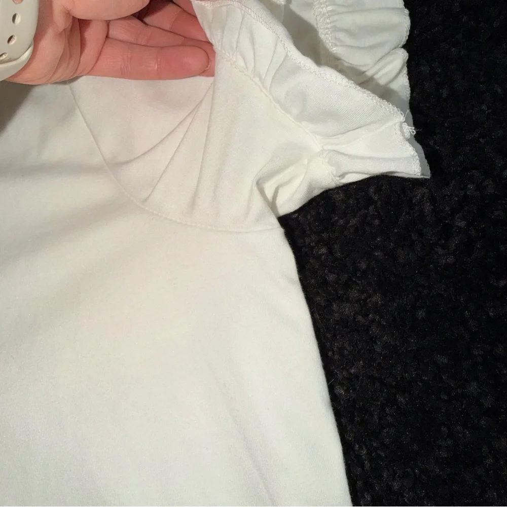 NWOT - White Ruffle Sleeve Tee - Picture 6 of 10